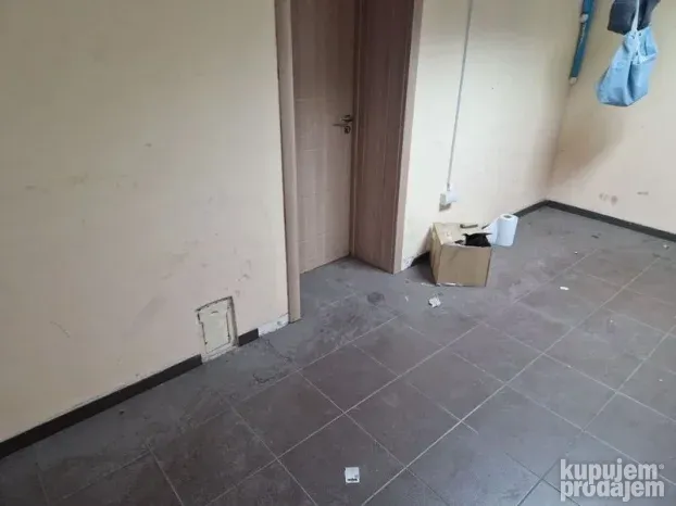 Garaža -15m2 - Bulevar -512210