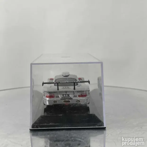 1/43 Maisto Mercedes CLK GTR 1997
