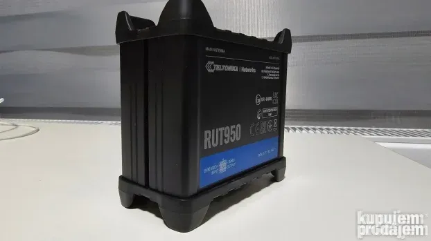 Teltonika RUT950 Industrial LTE WiFi Router