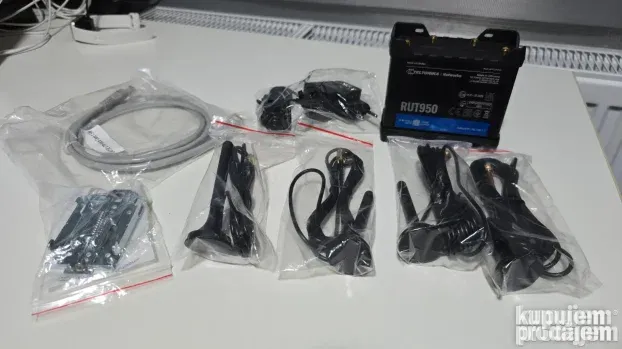 Teltonika RUT950 Industrial LTE WiFi Router