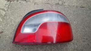 Hyundai accent stop svetlo desno