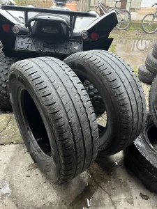 Dve gume 235/65 R16C