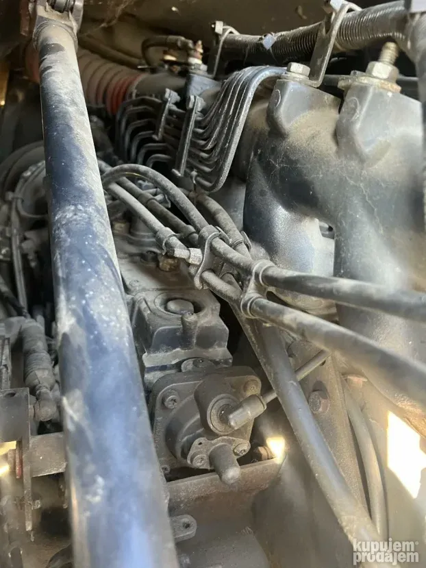 Motor reno midlum 210ks
