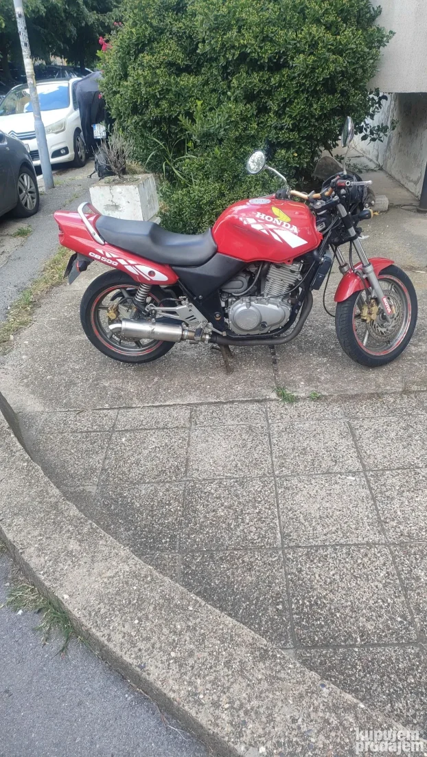 Honda cb 500