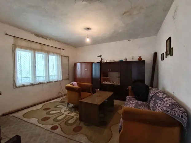 Seosko imanje 83m2 + 40 m2, 4 ha, Grabovac, Obrenovac