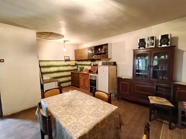 Seosko imanje 83m2 + 40 m2, 4 ha, Grabovac, Obrenovac