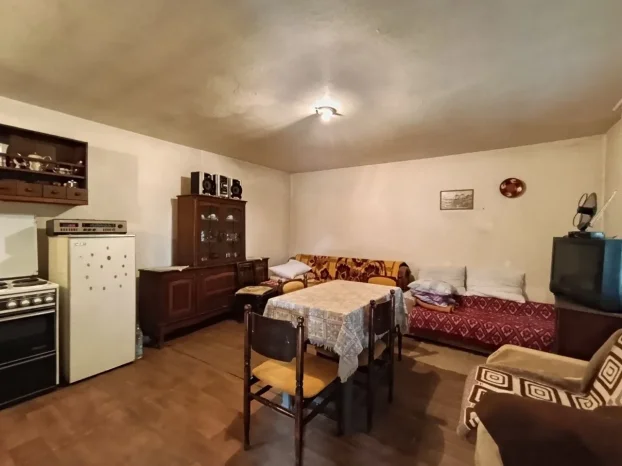 Seosko imanje 83m2 + 40 m2, 4 ha, Grabovac, Obrenovac