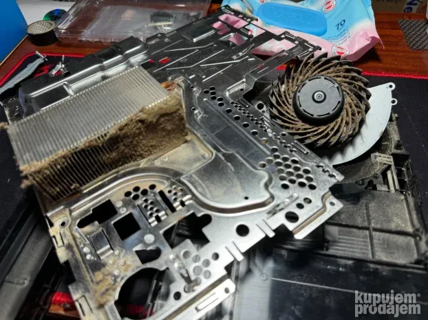 Servis-Čišćenje i zamena termalne paste PS3-PS4-PS5/XBOX