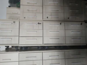 Fiokar fiiokari ormarici kao novi