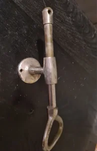 Stari povlakač za vodu od hromiranog mesinga,1920.-1930.g