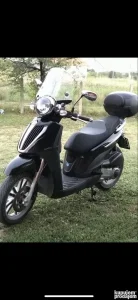 Piagio carnaby cruiser 300