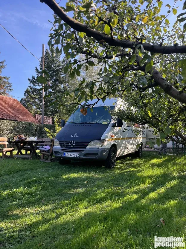 Selidbe Mladenovac