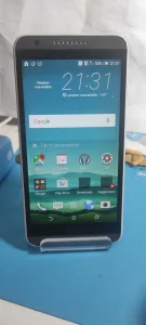 Htc desire 820 kao nov 2kom cena za oba 1500din