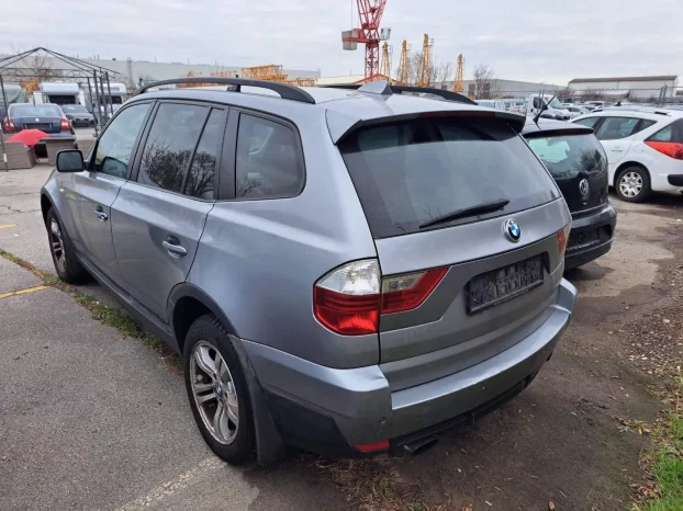 Bmw x3 e83 hauba