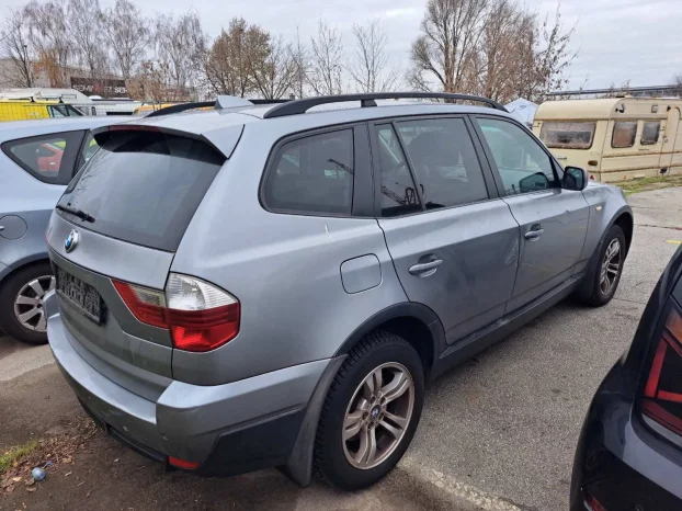 Bmw x3 e83 hauba