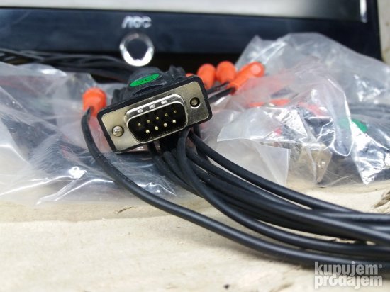 Hitno! kablovi Serijski port na 8 x činč audio