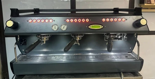 La marzocco GB 5 kao Nov
