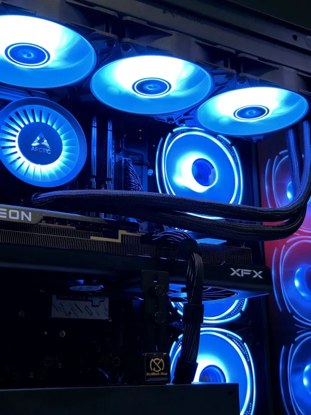 Ryzen 7 7800X3D RX 7800XT B850 32GB 1TB - SM055PC