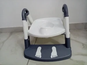 Br.2. Adapter za malu decu