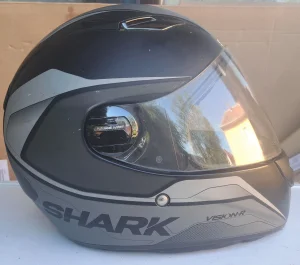 Kaciga Shark Vision R