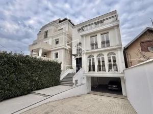 Tuniska, Banovo brdo, 5+ petosobna, 488 m²