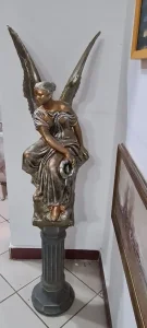 Skulptura/kip 220 eura