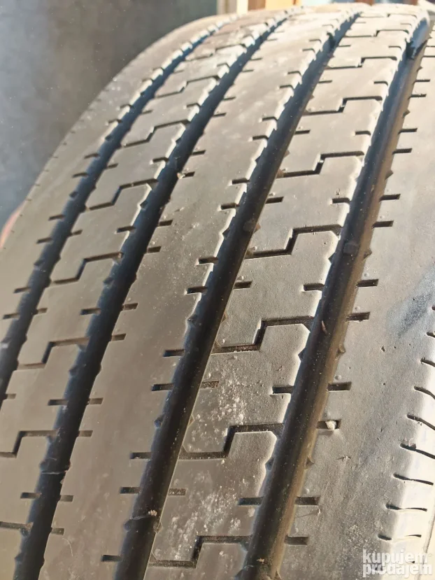 Kamionske gume Taitong prednje, 315 / 70 / R22.5 par