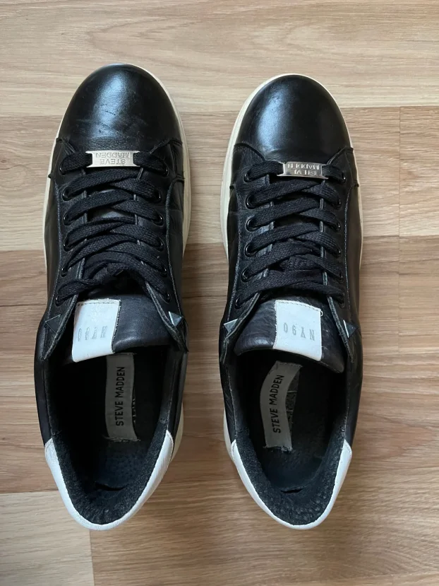 STEVE MADDEN broj.42