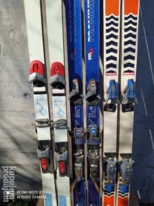 tri para skija sa slika