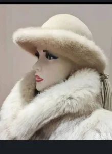 Dizajnerski šešir MARGARETE SCHINDLER Unikat Nerc