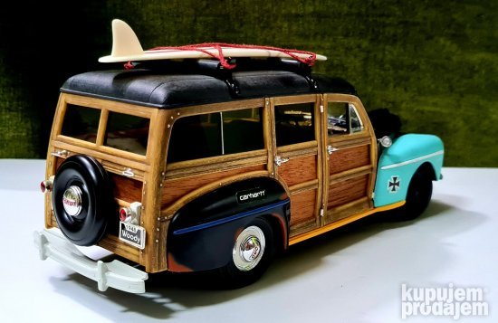 Ford Woody 1948 - Road Signature - 1:18 - kao nov!