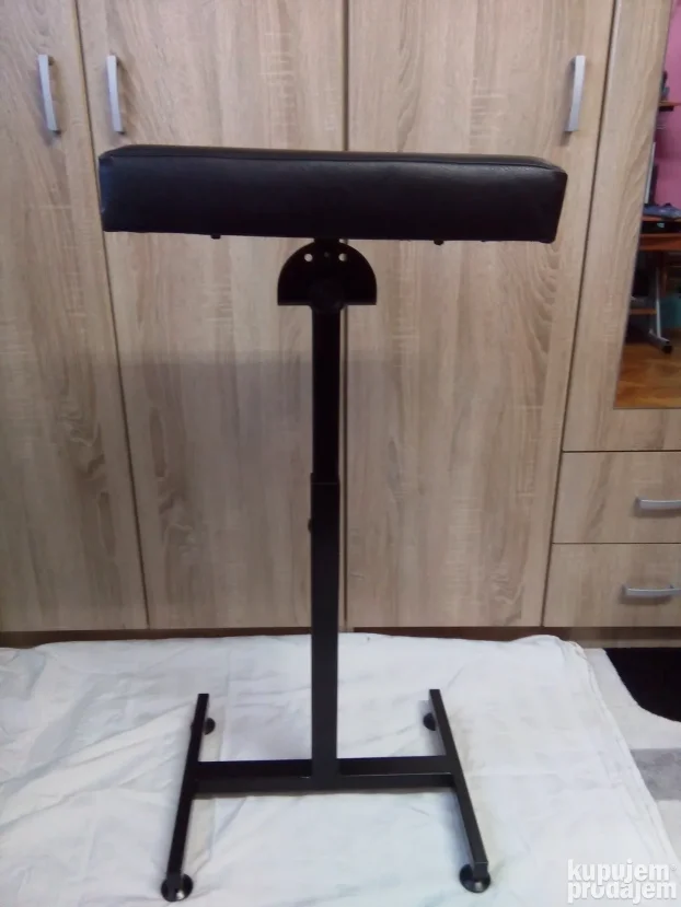 Tattoo armrest 600x400