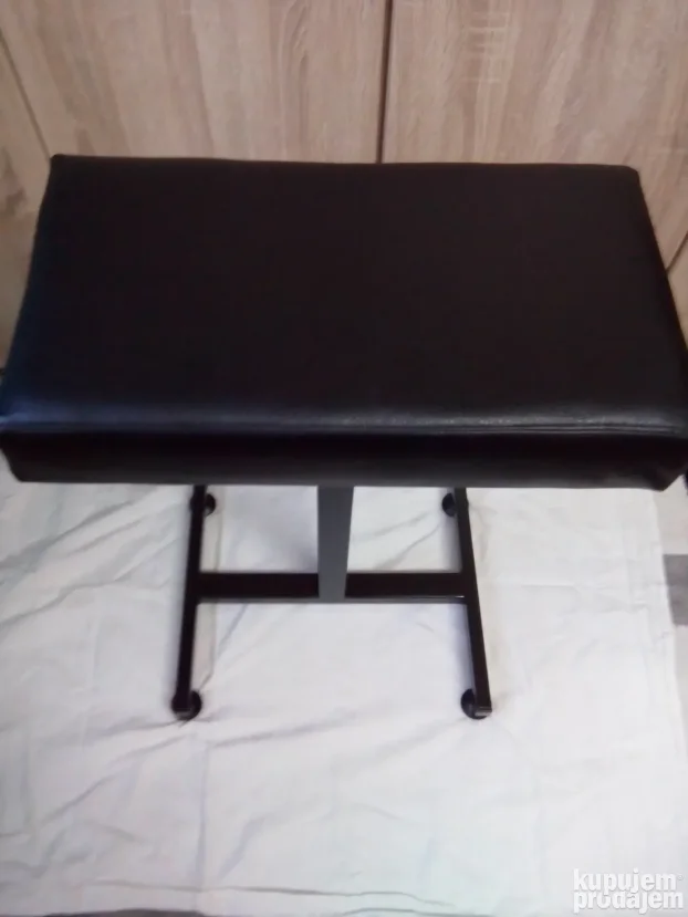 Tattoo armrest 600x400