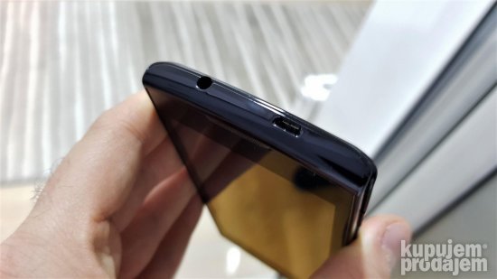 Prestigio 4500 Duo (sija plavo na ekranu)