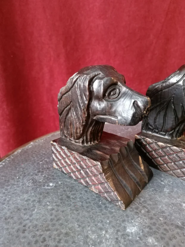 Bookends Drveni držači za knjige , psi