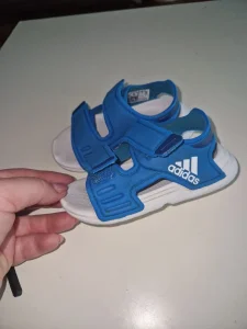 Adidas sandale za dečaka br 22
