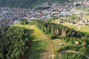 Prodaja zemljista sa VIKENDICOM NA ZLATARU PORED SKI STAZE B