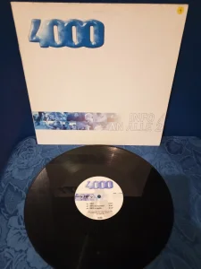 4000  -  Info