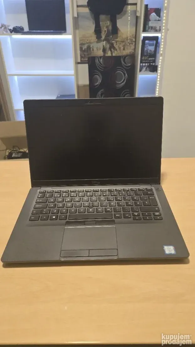 Dell 5400/i5 8365/16gb/256gb/14inch FHD/TOP Ponuda