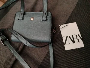 Zara novčanik tašnica