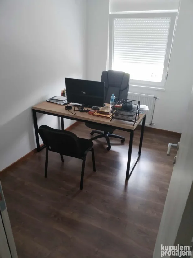 Kancelarijski namestaj , kancelarijski stolovi, fioke
