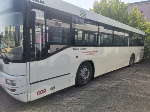 Autobusi
