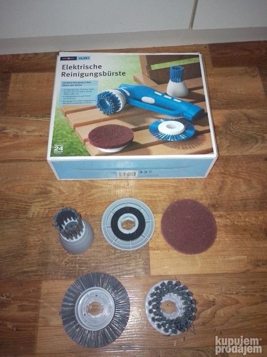 Multifunkcionalna rotirajuca cetka za ciscenje povrsina