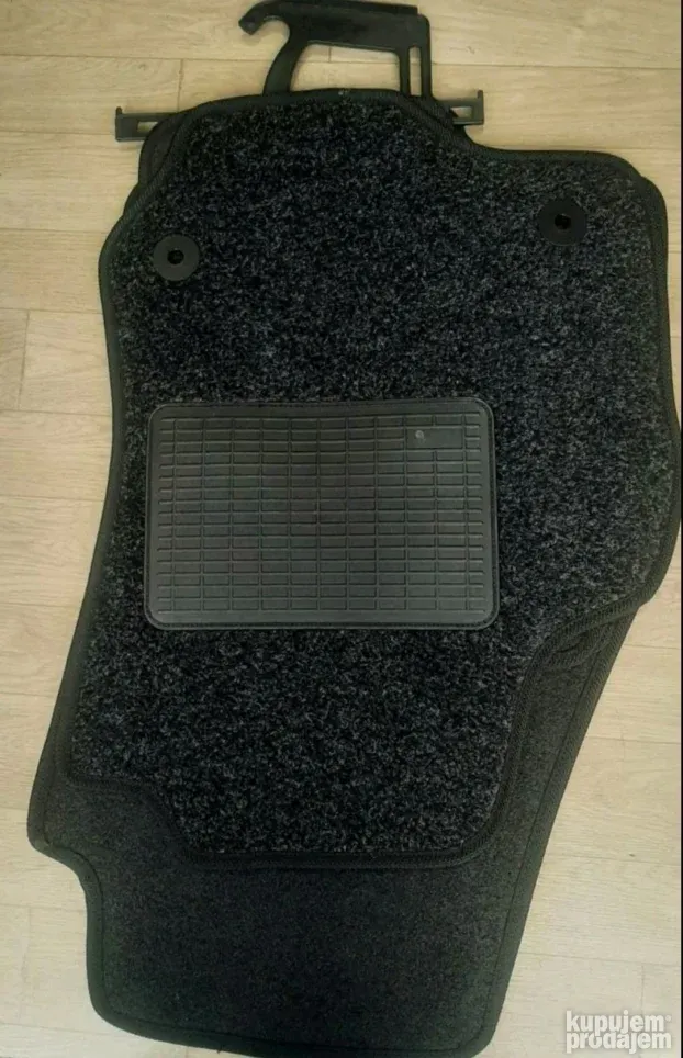 Tepih patosnice za BMW 1 2020- (F40)