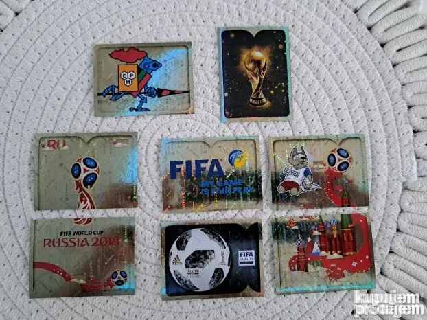Komplet sjajnih slicica crna pozadina WC Russia 2018