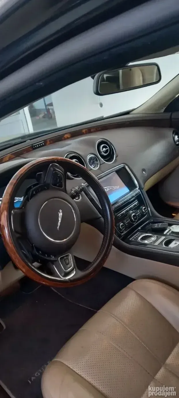 2012 Jaguar XJ premiumluyeri 