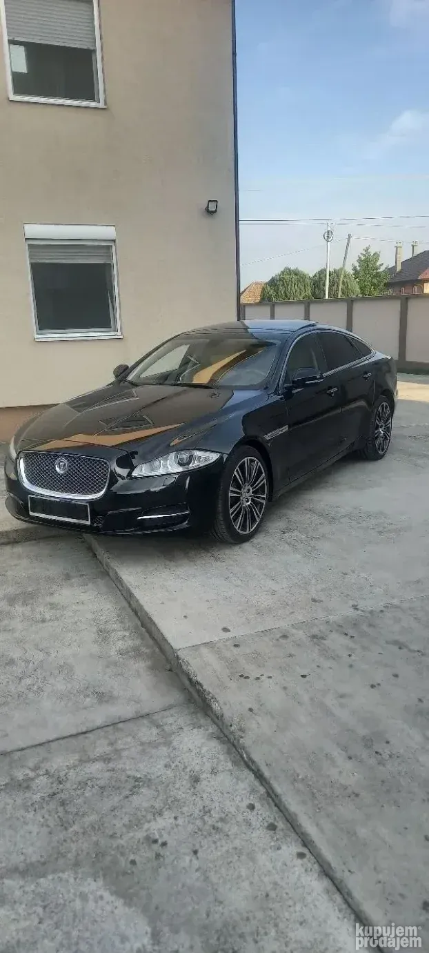 2012 Jaguar XJ premiumluyeri 