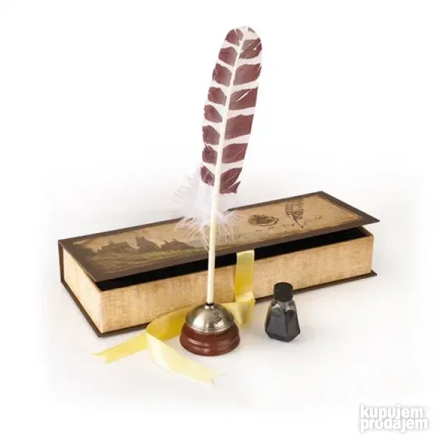 Hogwarts Pisajuce Pero  - Harry Potter