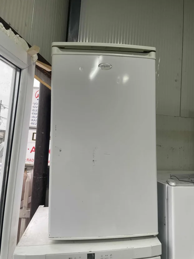 exqusit mali frizider