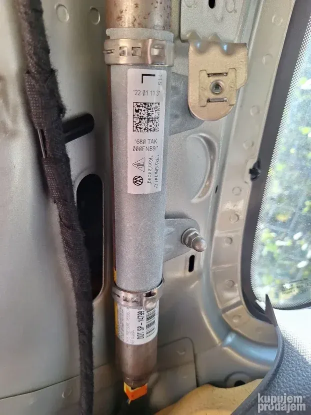 Airbeg zavesa u krovu VW Touareg vazdusna zavesa gornja